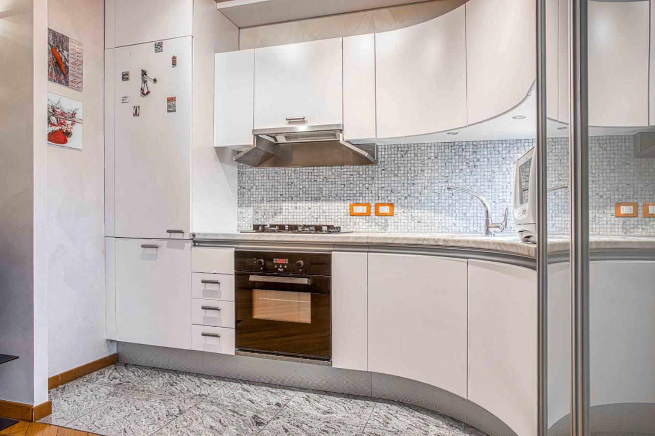 Joivy Vibrant Flat With Balcony Lejlighed Milano Eksteriør billede